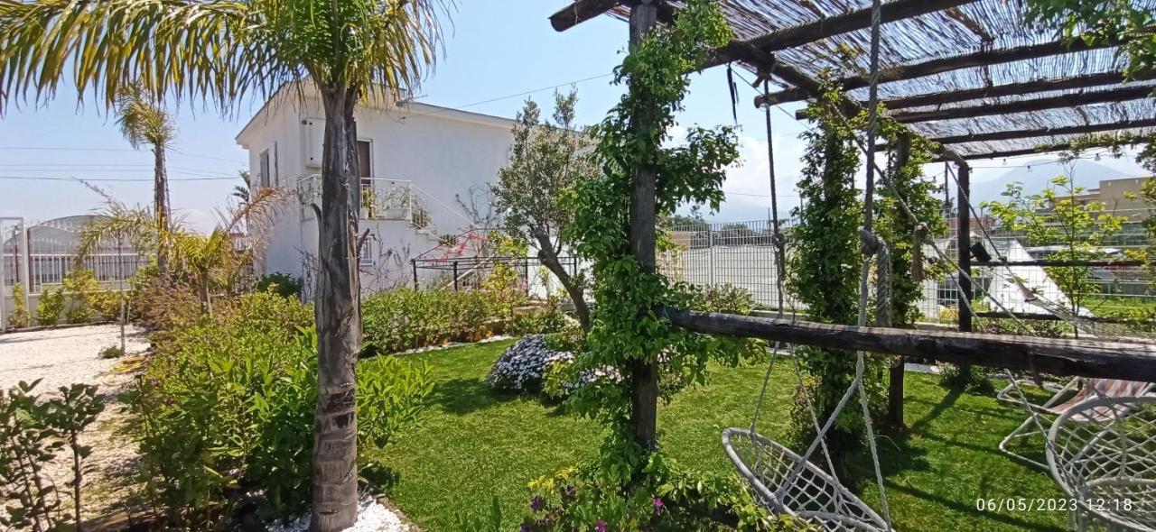 La Villa Degli Dei: Private Oasis with Garden Retreat and Complimentary Shuttle Castellammare di Stabia Exterior photo